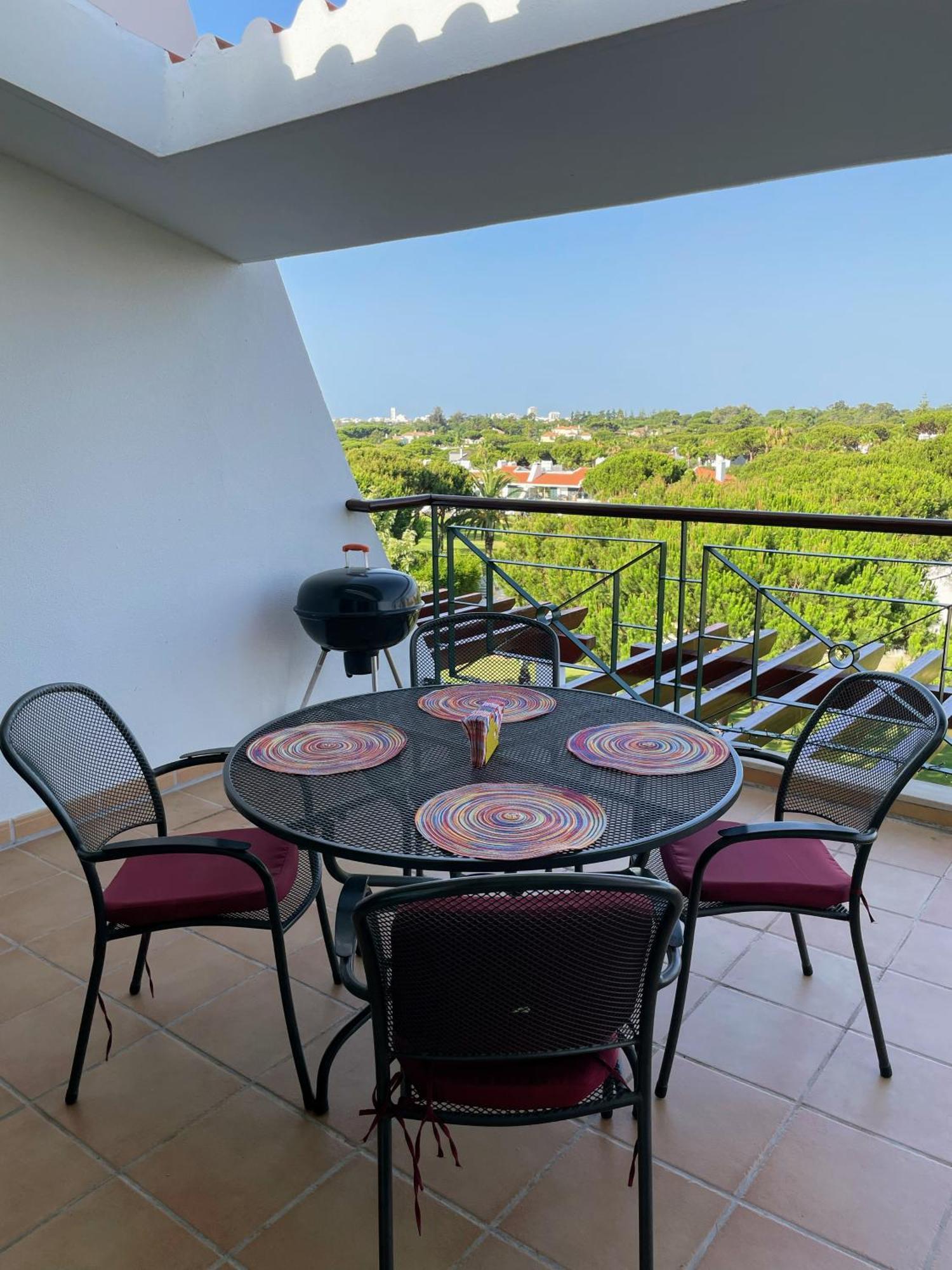 Boa Vida Apartment Quarteira